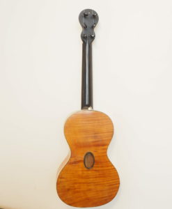 Pierre Marcard guitare romantique gitarrenbauer