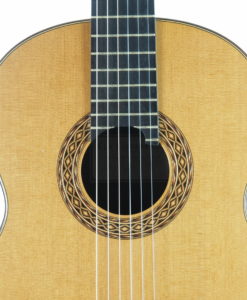 Gitarrenbauer Kim Lissarrague Meistergitarre