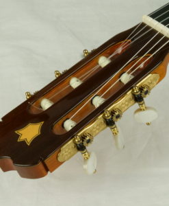 Meistergitarre José Ramirez Elite Gitarrenbauer Kopf