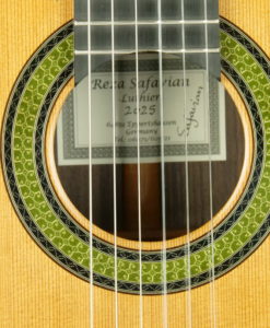 Alternative view of Reza Safavian Meistergitarre 2025 - Deutschland