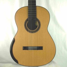 Kim Lissarrague Meistergitarre zeder Nr. 416 2024 - Australien