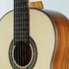Stanislaw Partyka Klassische gitarre de gitarrenbauer table lattice