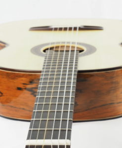 Gitarrebauer Jesse Moore Meistergitarre