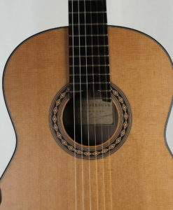 Gitarrenbauer Kim Lissarrague Meistergitarre